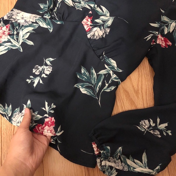 Banana Republic Navy Floral Blouse (Petite XXS) - Picture 2 of 3